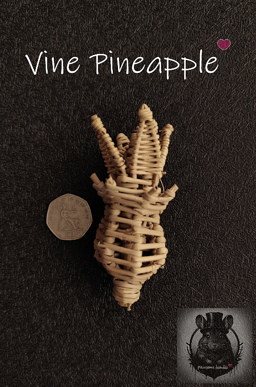 Vine Pineapple