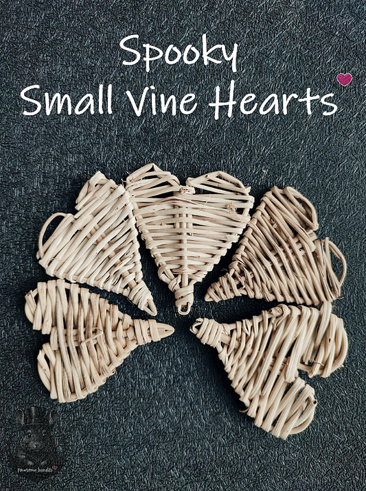 Spooky Small Vine Hearts